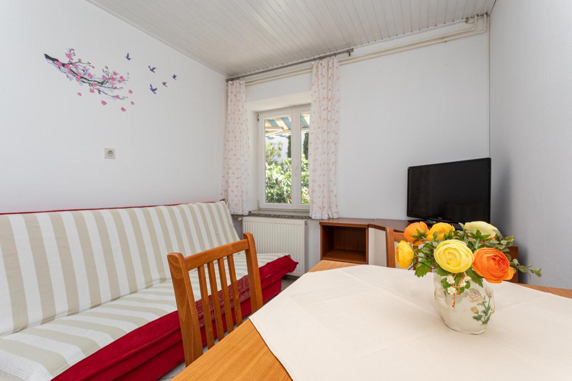 Apartments Villa Ana คิร์ก ห้อง รูปภาพ